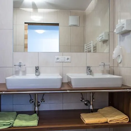 Appartements Plaija Sankt Anton am Arlberg Room photo