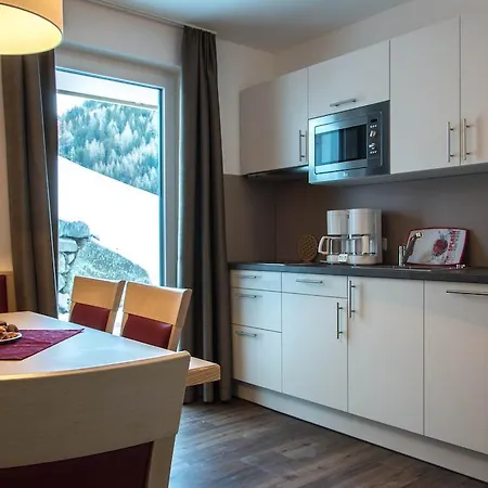 Appartements Plaija Sankt Anton am Arlberg Room photo